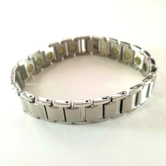 5starjewerly Other - New stainless steel magnetic bracelet 8 inches